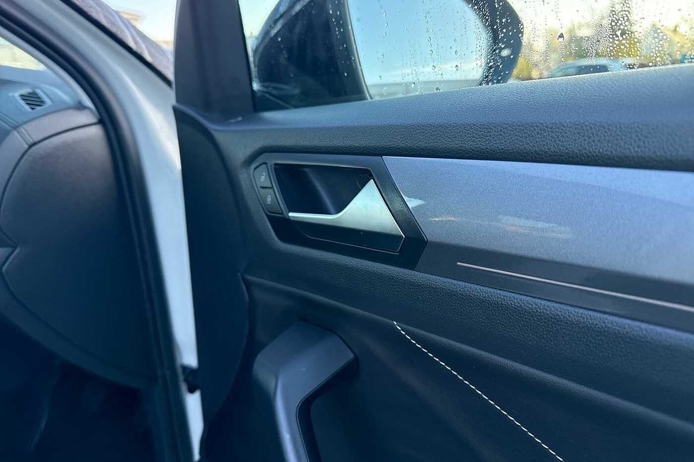 Used Volkswagen T-Roc 2022 for sale - 76692701: Photo 15