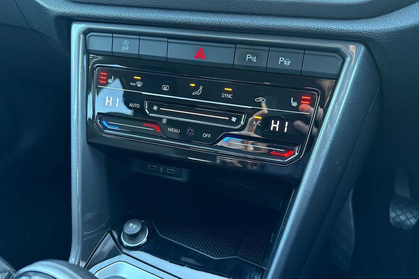 Used Volkswagen T-Roc 2022 for sale - 76692701: Photo 21