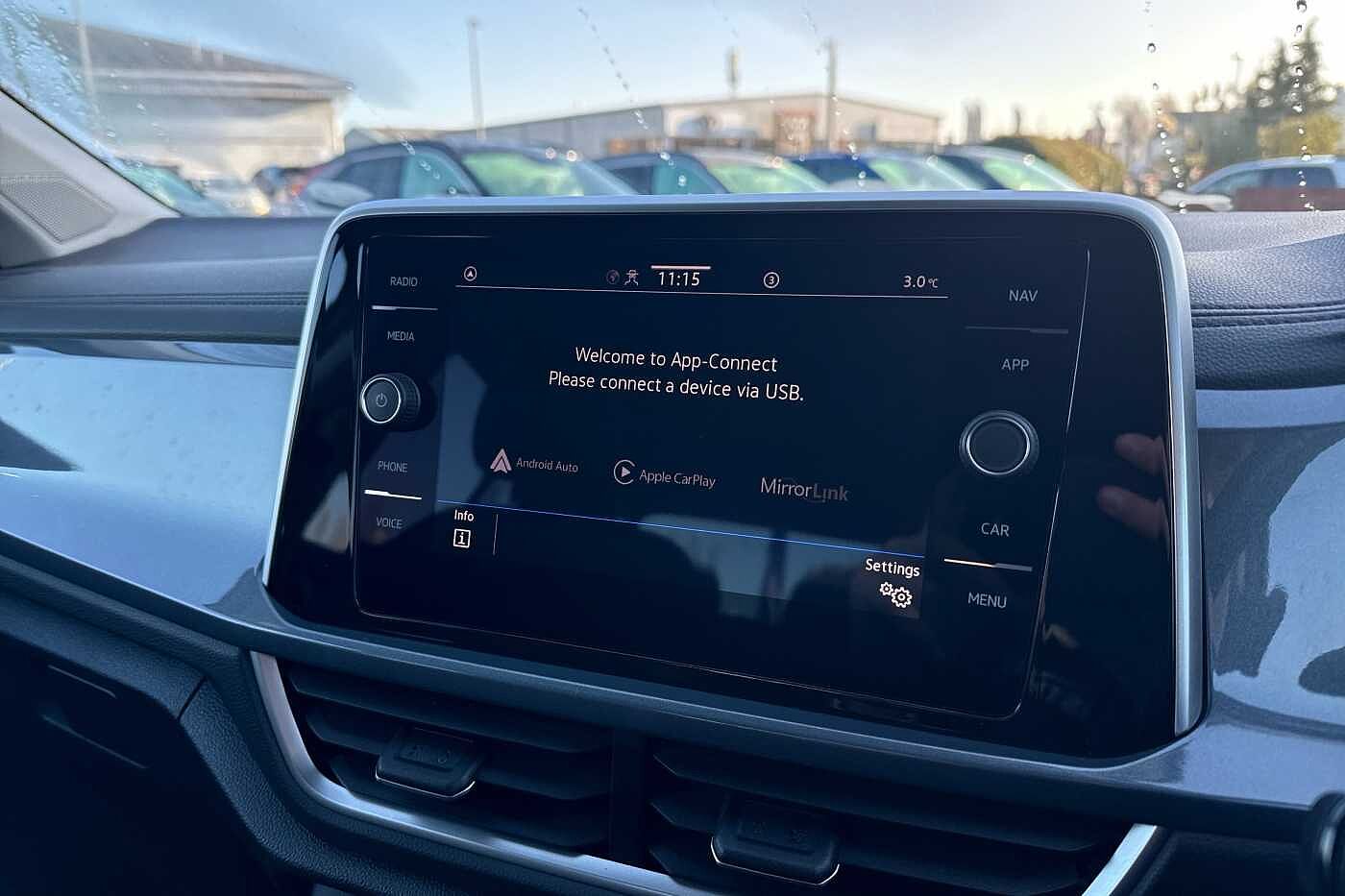 Used Volkswagen T-Roc 2022 for sale - 76692701: Photo 28