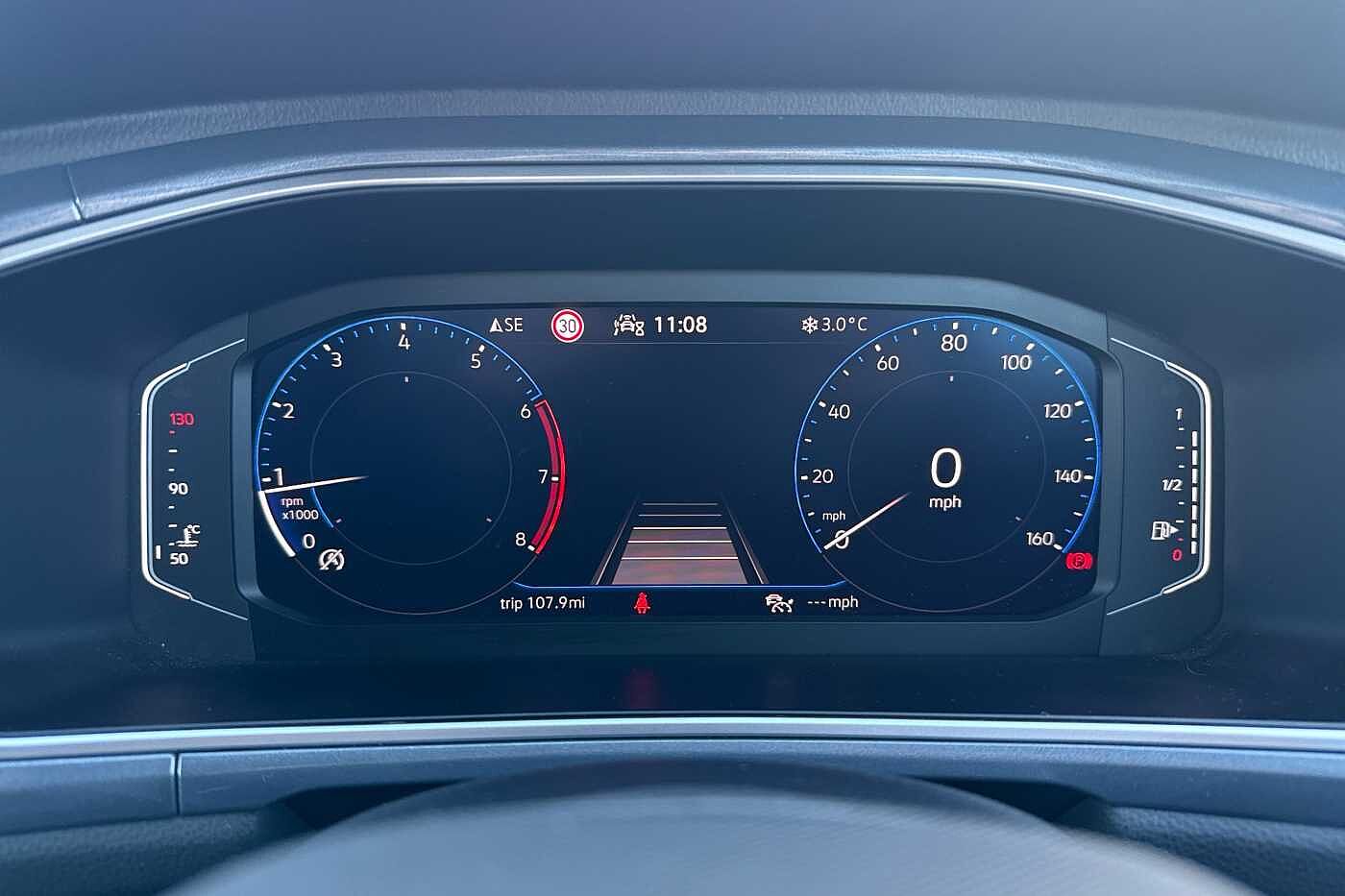 Used Volkswagen T-Roc 2022 for sale - 76692701: Photo 7