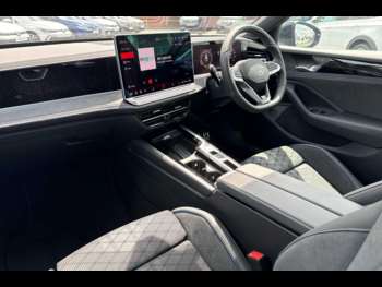 Used Volkswagen Passat 2025 for sale - 75142491: Photo