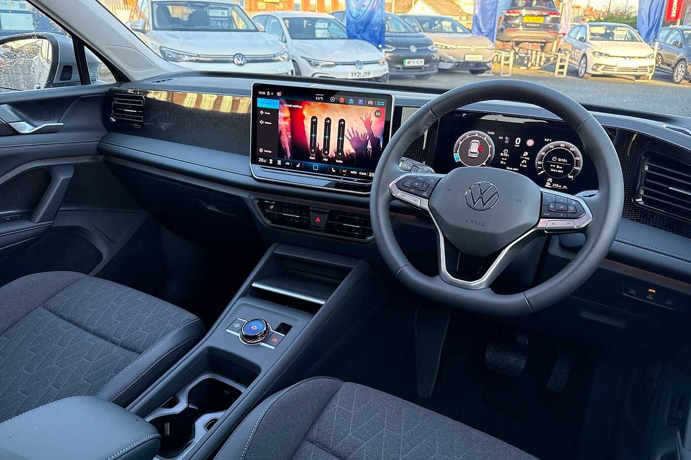 Used Volkswagen Tiguan 2025 for sale - 76800402: Photo 36