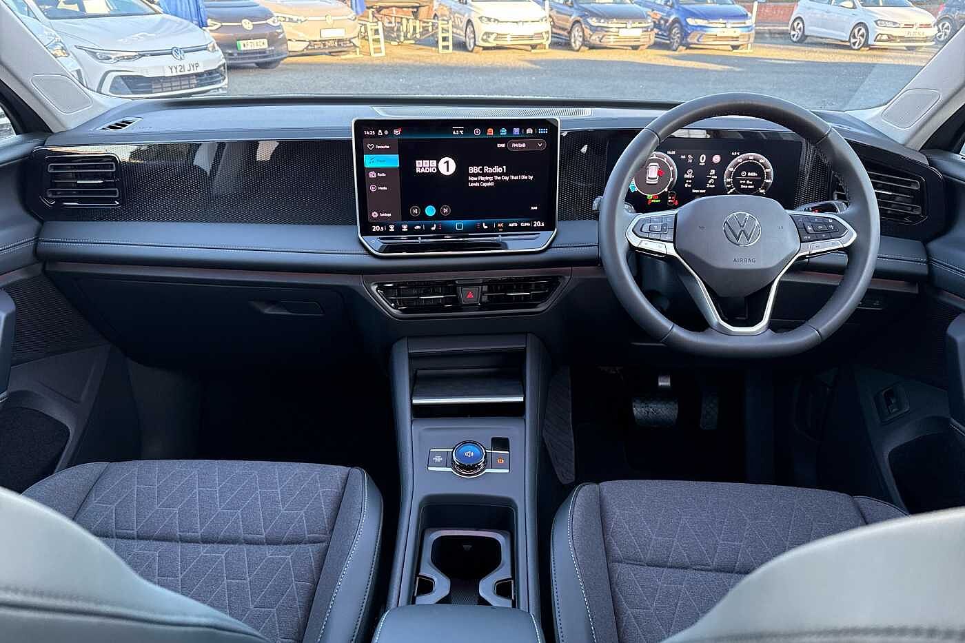 Used Volkswagen Tiguan 2025 for sale - 76800402: Photo 8