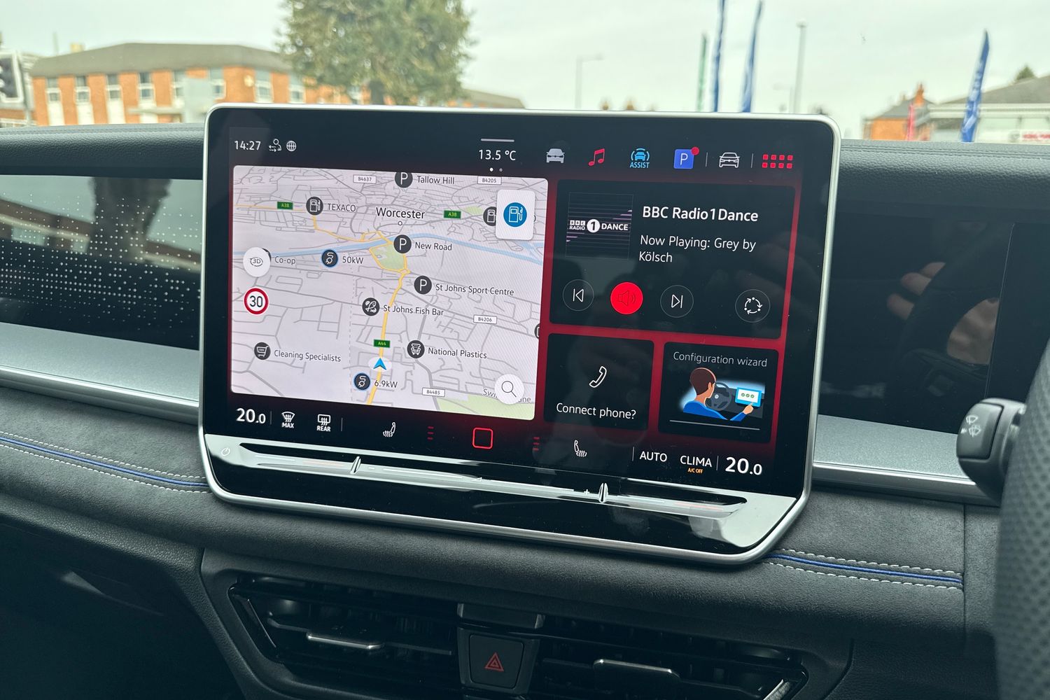 Used Volkswagen Touran 2026 for sale - 77994897: Photo 11