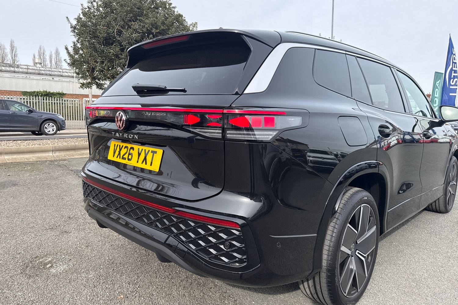 Used Volkswagen Touran 2026 for sale - 77994897: Photo 27