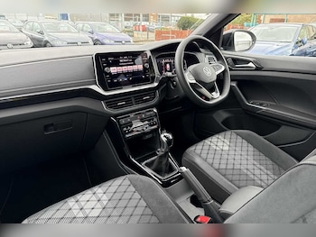 Used Volkswagen T-Cross 2025 for sale - 78936217: Photo