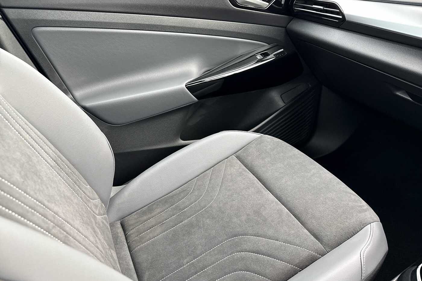 Used Volkswagen ID.4 2025 for sale - 76285485: Photo 42