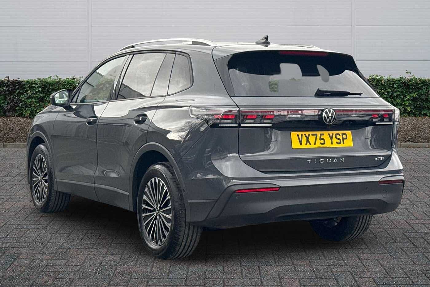 Used Volkswagen Tiguan 2025 for sale - 77725367: Photo 3