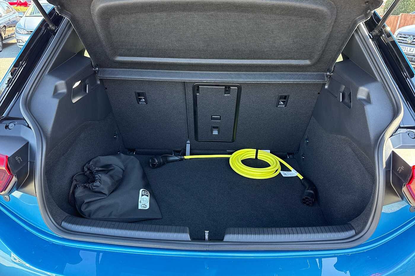 Used Volkswagen ID.3 2025 for sale - 75992343: Photo 12