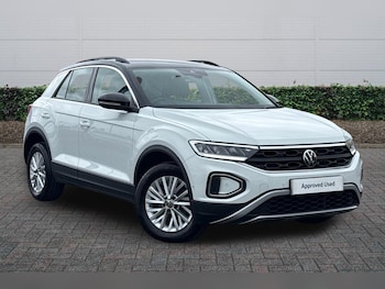 Used Volkswagen T-Roc 2023 for sale - 77770723: Photo