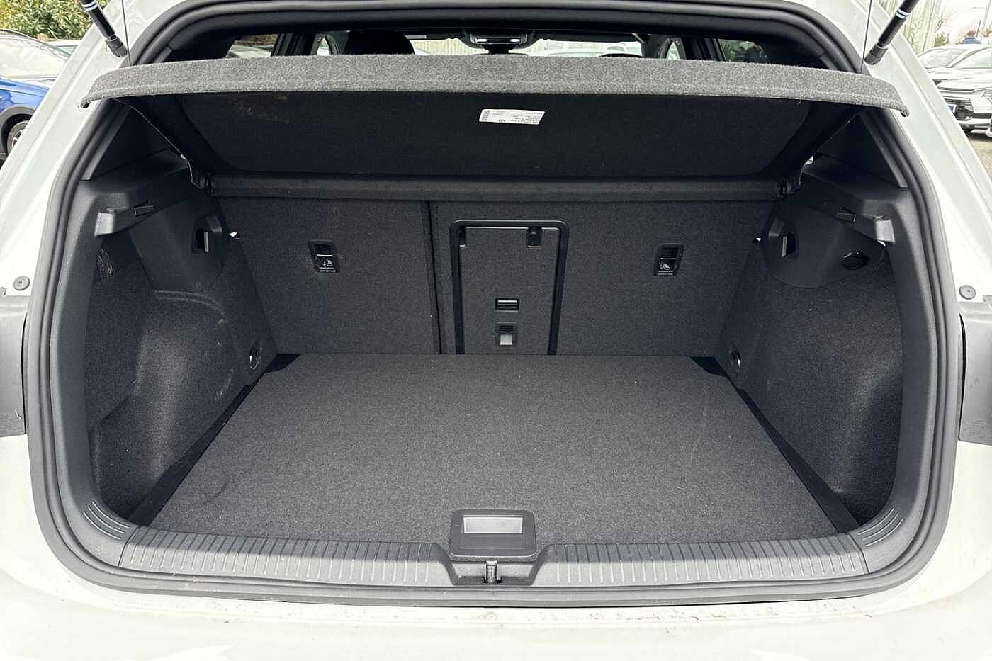 Used Volkswagen Golf 2025 for sale - 76458610: Photo 11