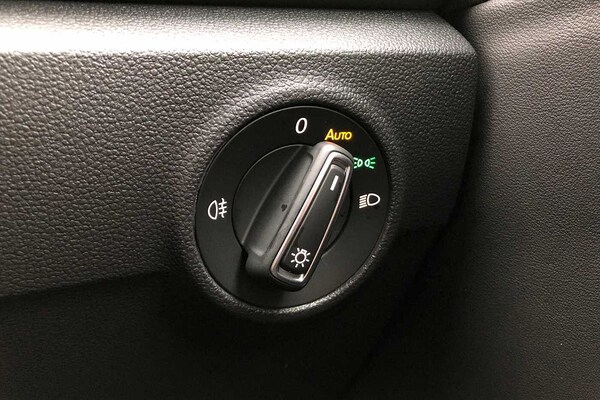Used Volkswagen T-Roc 2023 for sale - 76228867: Photo 15