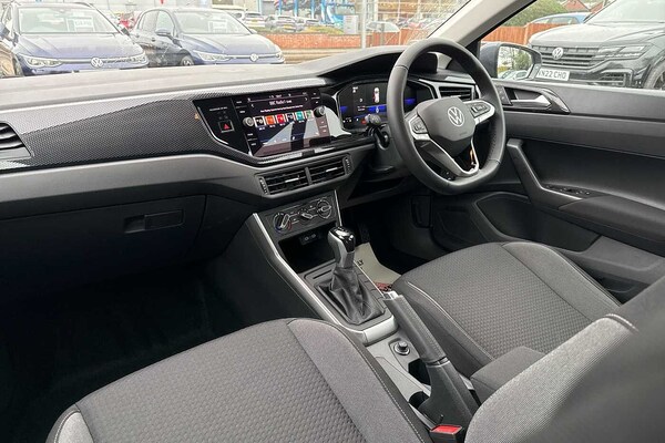 Used Volkswagen Polo 2024 for sale - 72804383: Photo 2