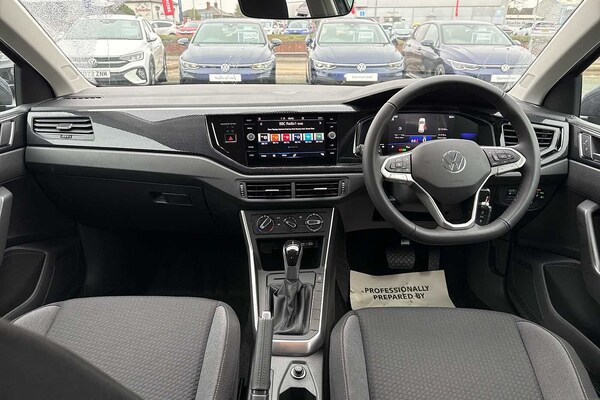 Used Volkswagen Polo 2024 for sale - 72804383: Photo 8