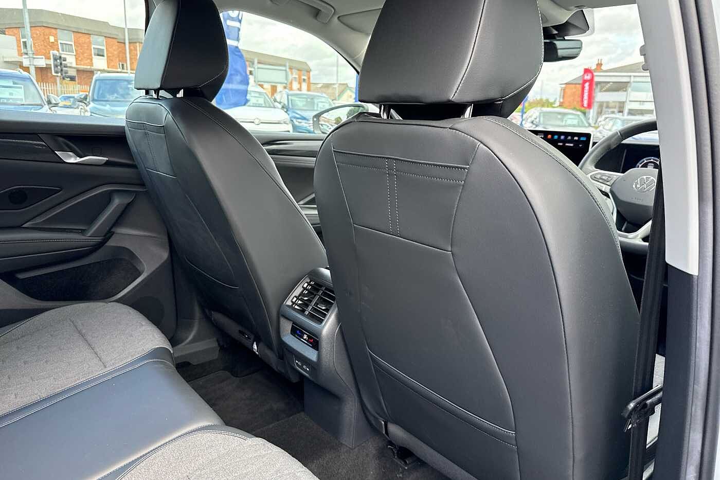 Used Volkswagen Tiguan 2024 for sale - 77725331: Photo 34