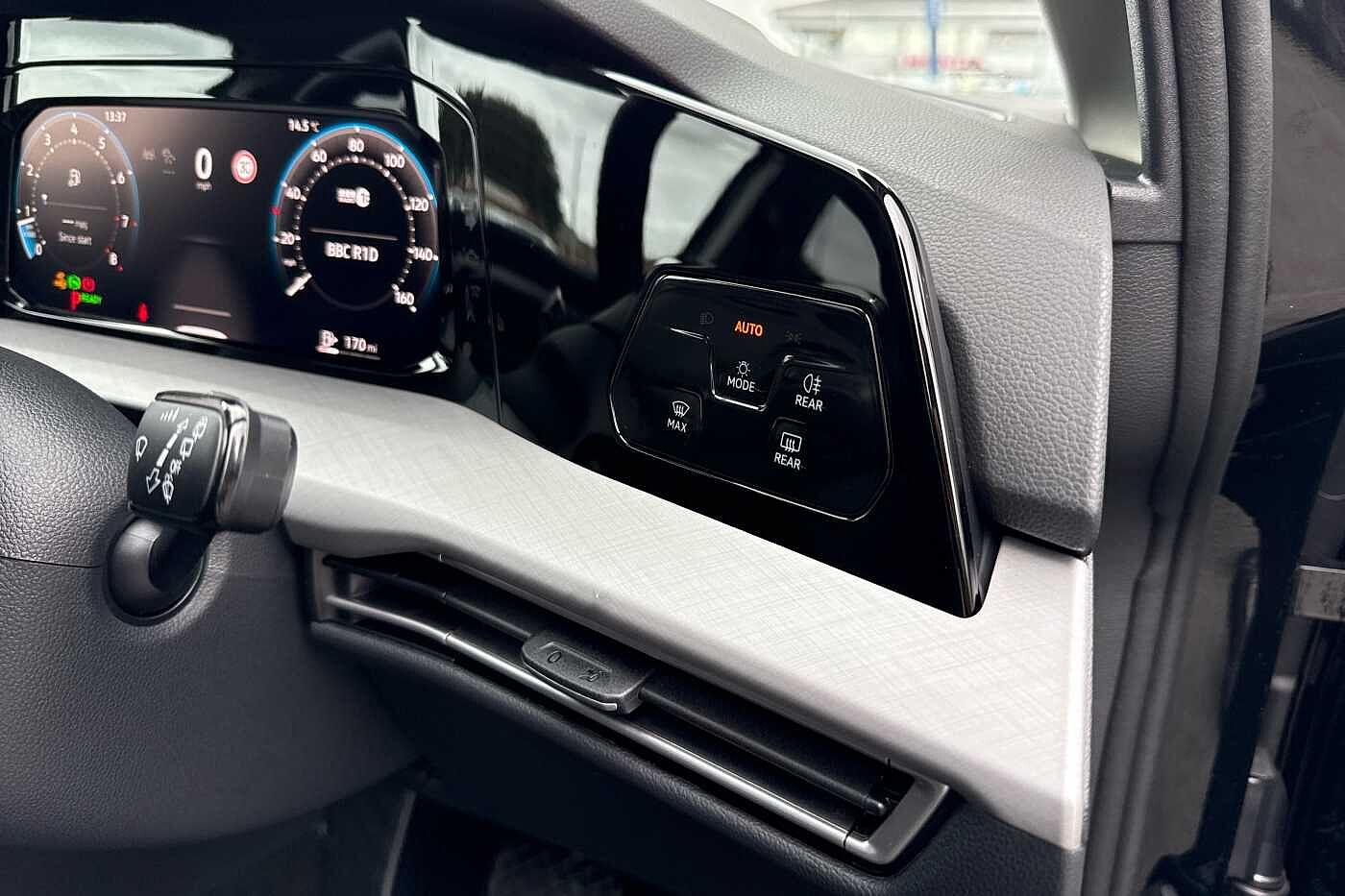 Used Volkswagen Golf 2025 for sale - 76285472: Photo 16