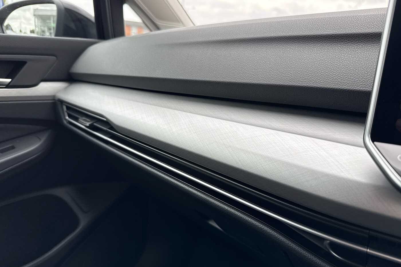 Used Volkswagen Golf 2025 for sale - 76285472: Photo 23