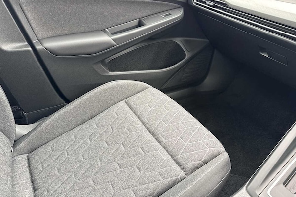 Used Volkswagen Golf 2025 for sale - 76285472: Photo 24