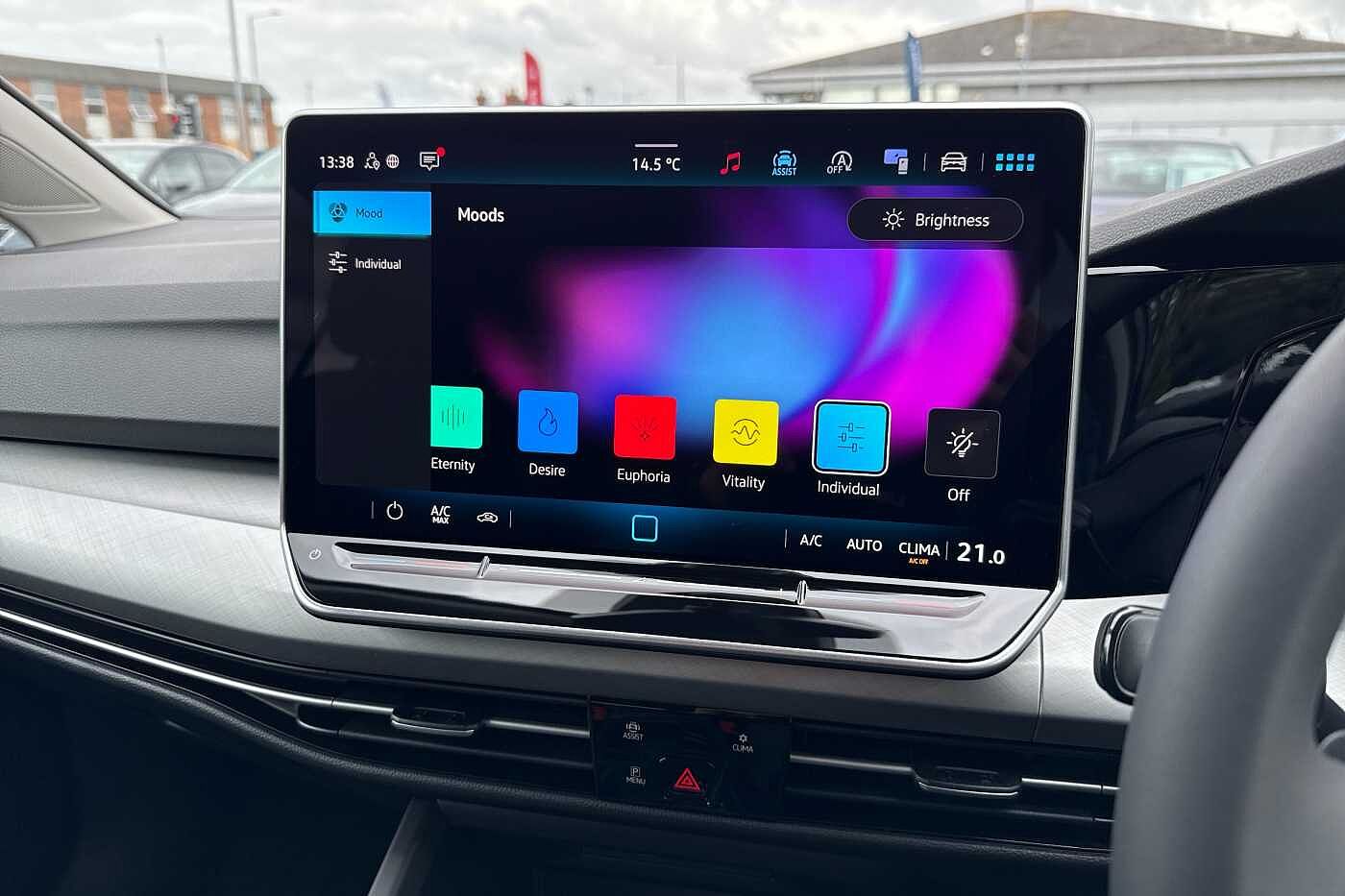 Used Volkswagen Golf 2025 for sale - 76285472: Photo 29