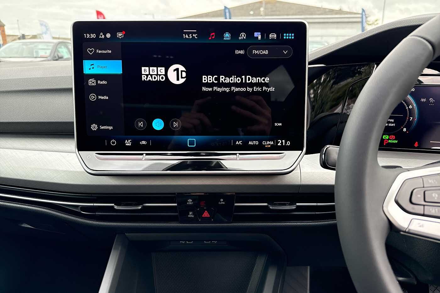 Used Volkswagen Golf 2025 for sale - 76285472: Photo 9