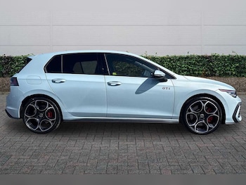Used Volkswagen Golf 2026 for sale - 78948147: Photo