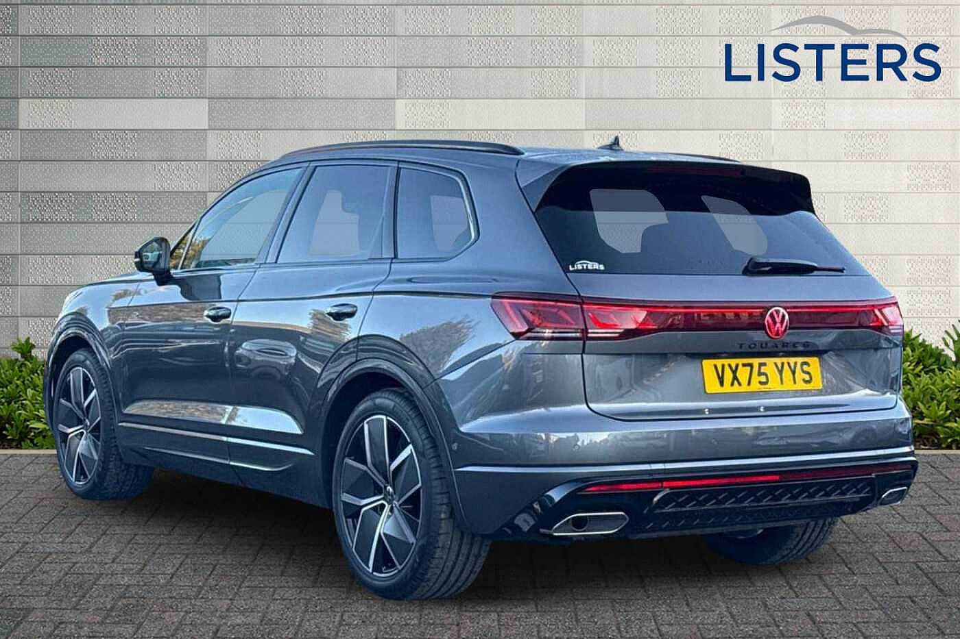 Used Volkswagen Touareg 2025 for sale - 76800472: Photo 3