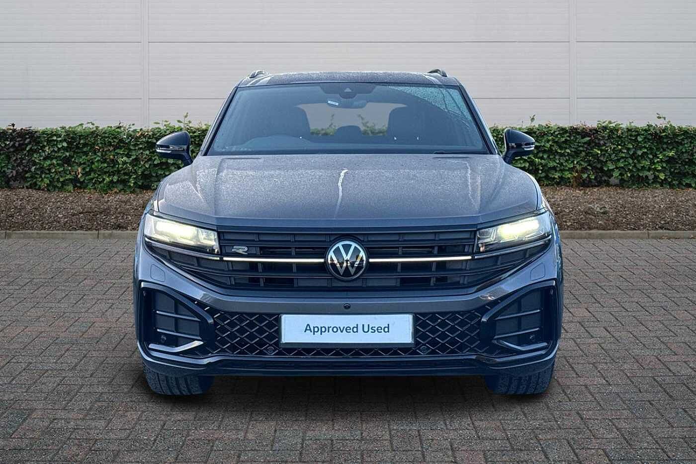 Used Volkswagen Touareg 2025 for sale - 76800472: Photo 7