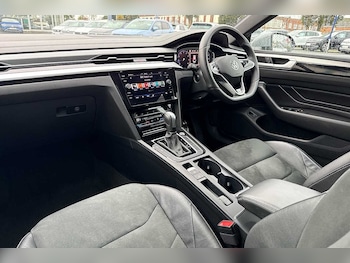 Used Volkswagen Arteon 2022 for sale - 76434183: Photo