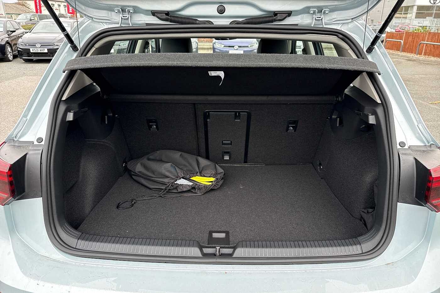 Used Volkswagen Golf 2025 for sale - 76937217: Photo 12