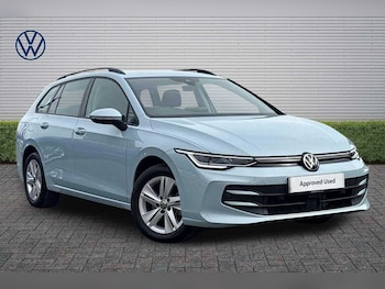 Used Volkswagen Golf 2025 for sale - 77994842: Photo