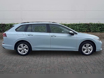 Used Volkswagen Golf 2025 for sale - 77994842: Photo