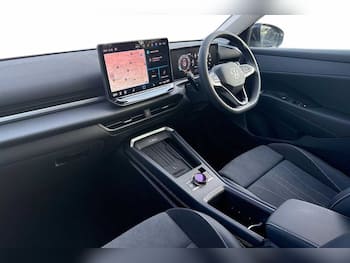 Used Volkswagen T-Roc 2026 for sale - 79465942: Photo