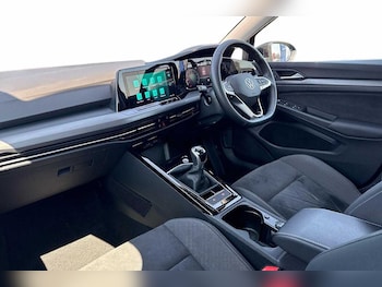 Used Volkswagen Golf 2023 for sale - 79133412: Photo