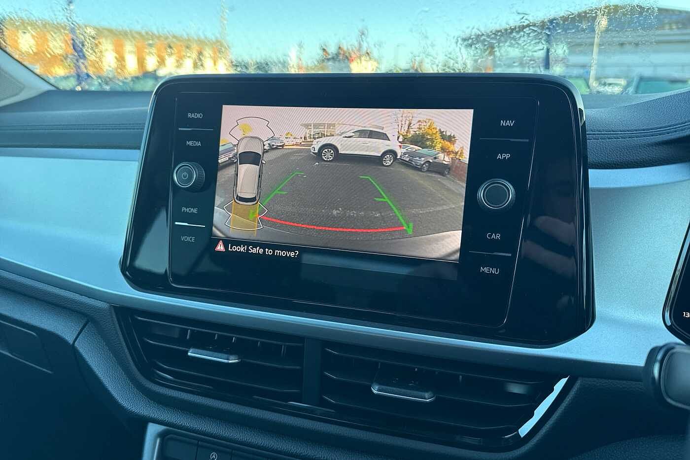 Used Volkswagen T-Roc 2025 for sale - 76458578: Photo 28