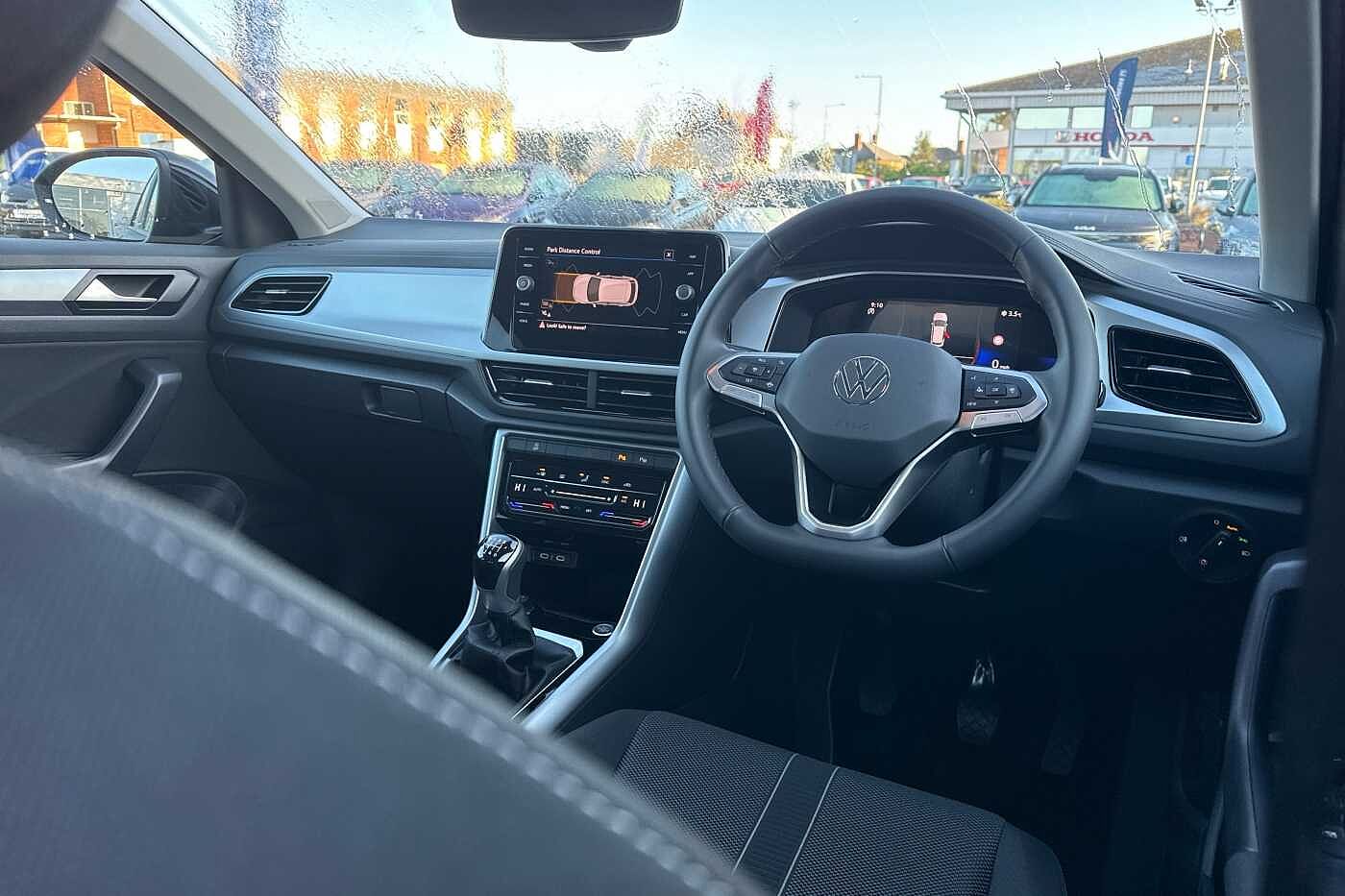 Used Volkswagen T-Roc 2025 for sale - 76458578: Photo 32