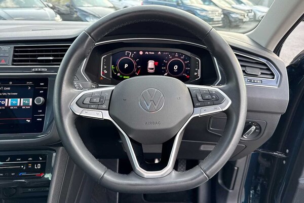 Used Volkswagen Tiguan 2023 for sale - 75403028: Photo 14