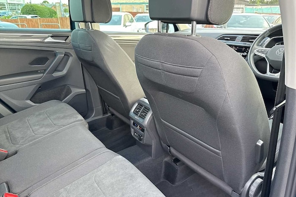 Used Volkswagen Tiguan 2023 for sale - 75403028: Photo 28