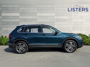 Used Volkswagen Tiguan 2023 for sale - 75403028: Photo