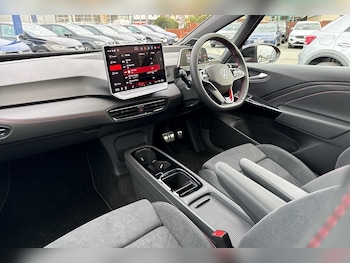 Used Volkswagen ID.3 2025 for sale - 76139665: Photo 2