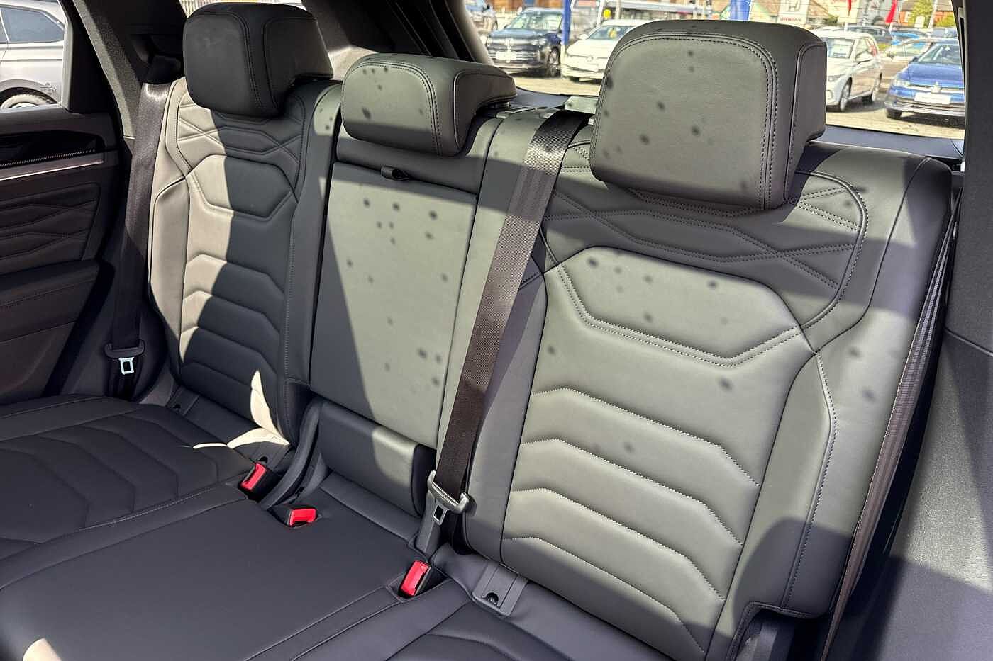 Used Volkswagen Touareg 2025 for sale - 76350487: Photo 11