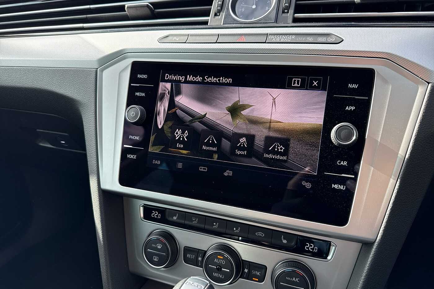 Used Volkswagen Passat 2019 for sale - 76359820: Photo 23