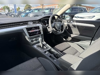 Used Volkswagen Passat 2019 for sale - 76359820: Photo