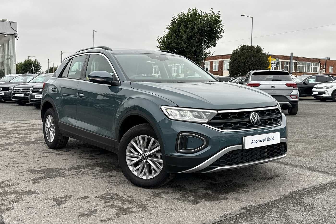 Used Volkswagen T-Roc 2025 for sale - 76154267: Photo 1