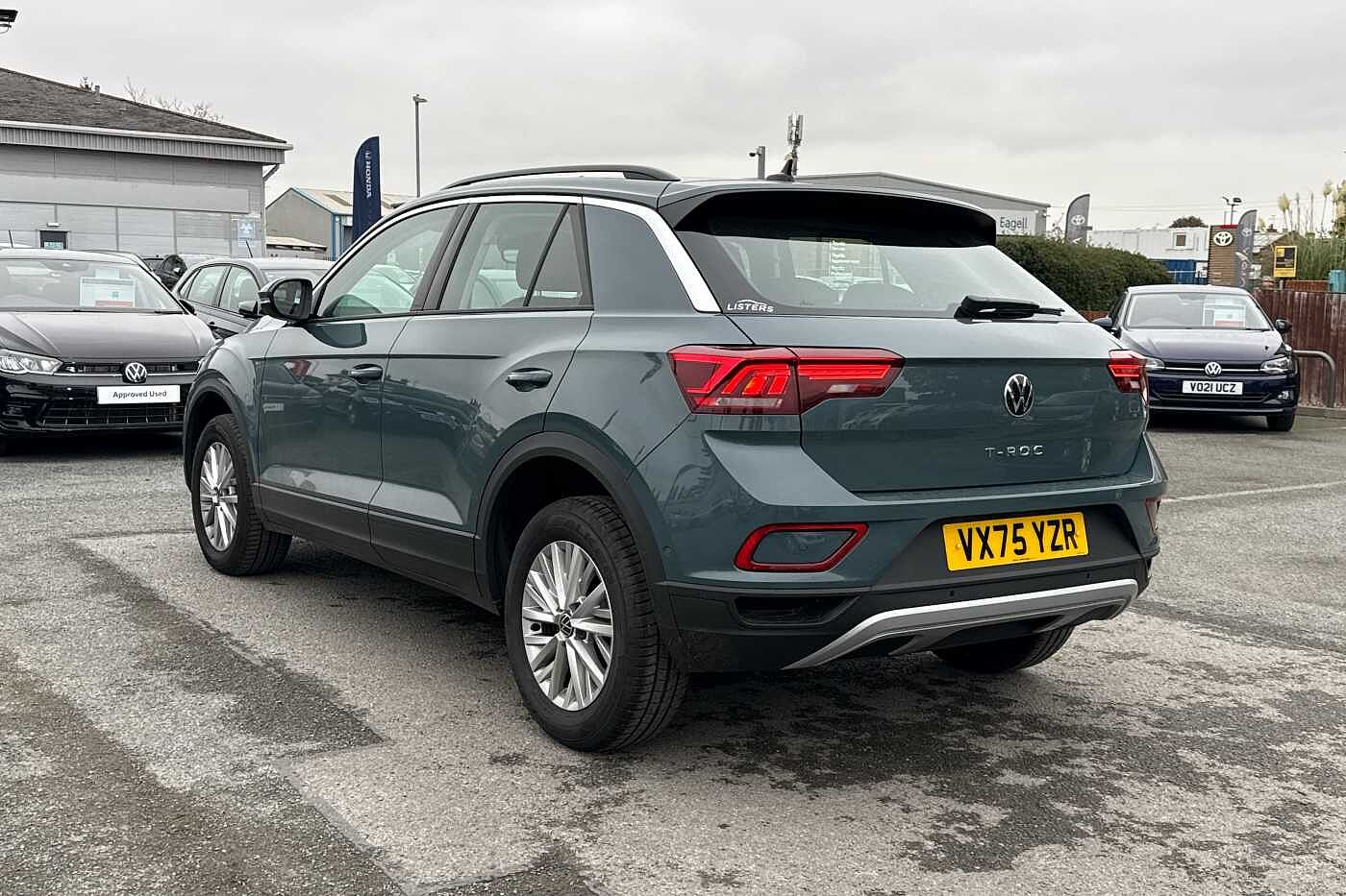 Used Volkswagen T-Roc 2025 for sale - 76154267: Photo 3