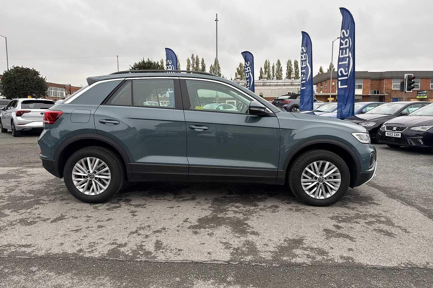 Used Volkswagen T-Roc 2025 for sale - 76154267: Photo 4