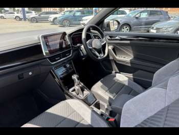 Used Volkswagen T-Roc 2025 for sale - 75142438: Photo