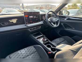 Used Volkswagen Tiguan 2025 for sale - 75281255: Photo