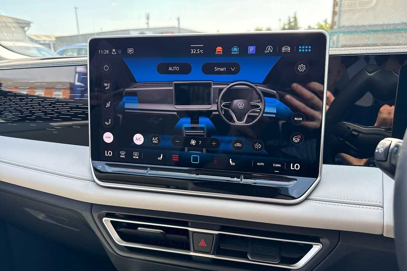 Used Volkswagen Tiguan 2024 for sale - 76716767: Photo 14