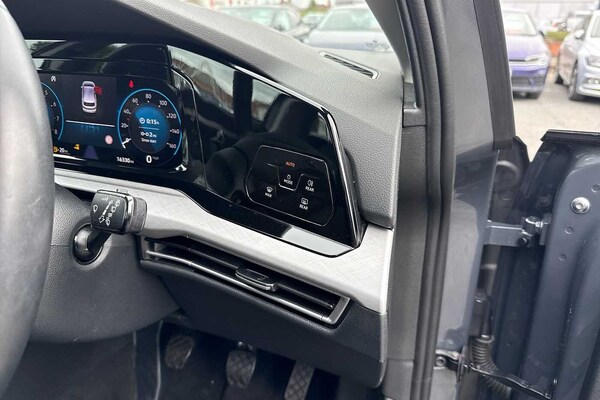 Used Volkswagen Golf 2022 for sale - 76261199: Photo 16