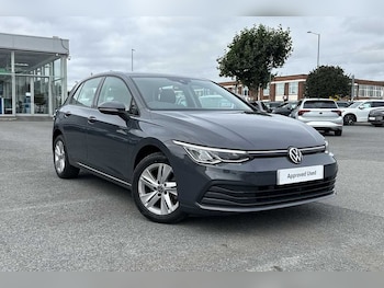 Volkswagen - Golf